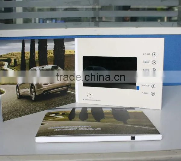 Hot Sale 7 Inch 1080p Video Playing Lcd Wearable Business Badge for Advertising photo-4