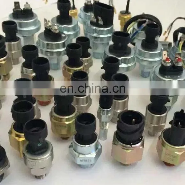 Truck Electronic Oil Pressure Sensor Switch L4700-38231G0 photo-3