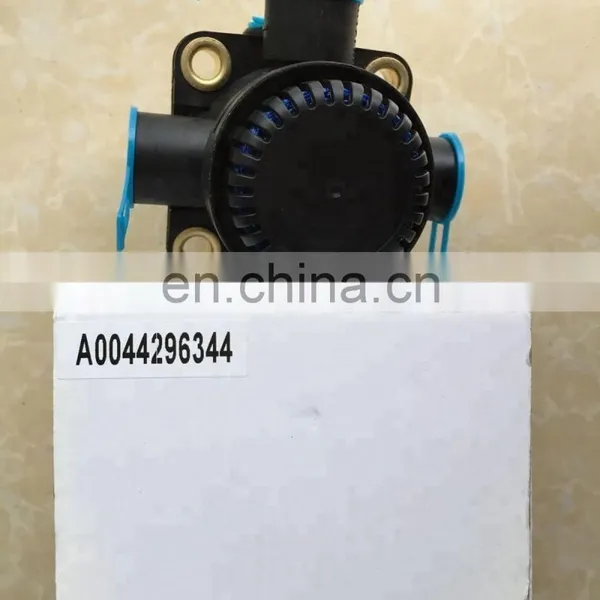 European Truck Auto Spare Parts Air Brake Relay Valve Oem 0044296344 for DAF MAN MB SC Truck photo-3