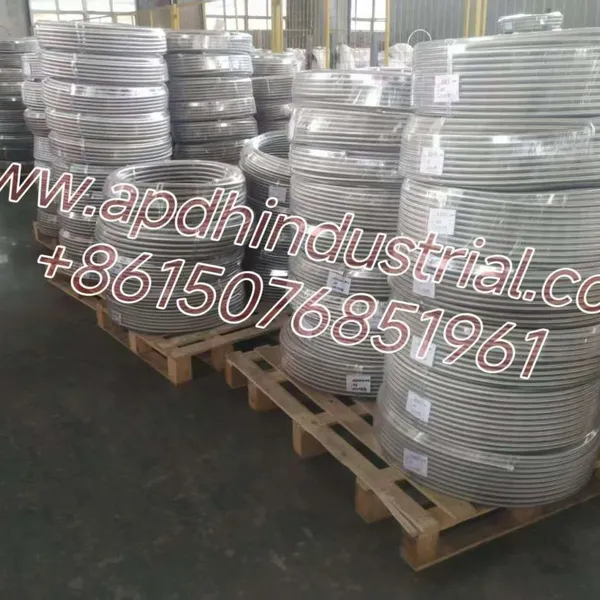 Smooth Bore Stainless Steel Braided PTFE Hose photo-4