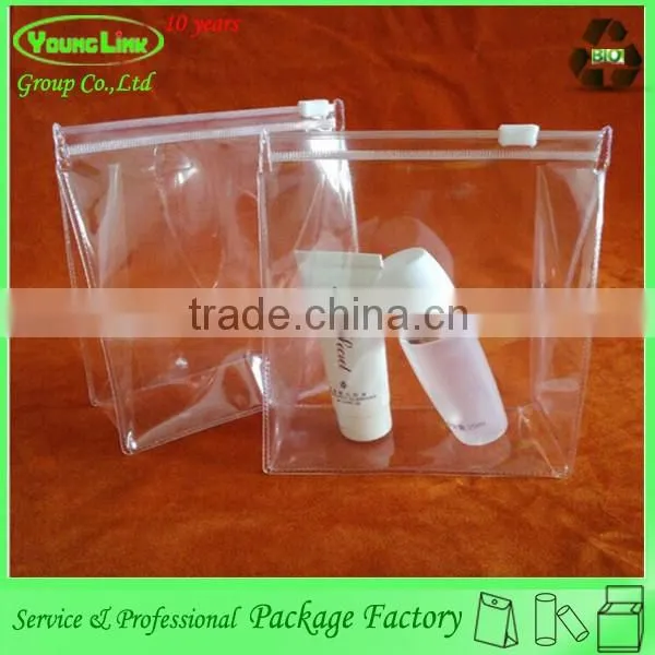 OEM Customized High Quality Transparent Plastic Makeup Bag With Handle photo-4