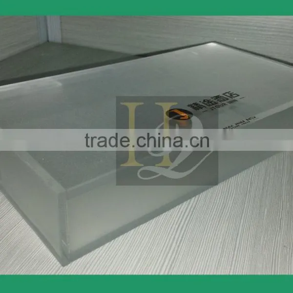 Wholesale Rectangle Frost Acrylic Cosmetic Display Box With Hinged Cover photo-3