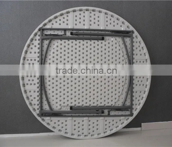 5ft Round Plastic Wedding Table photo-2