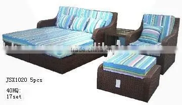 Rattan Lounge