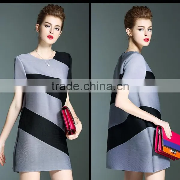 Online Shop Women Twill Printed O Neck Pleated Dresses photo-4