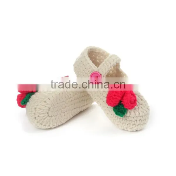 Flower Button Style Free Pattern Crochet Baby Girls Shoes photo-5