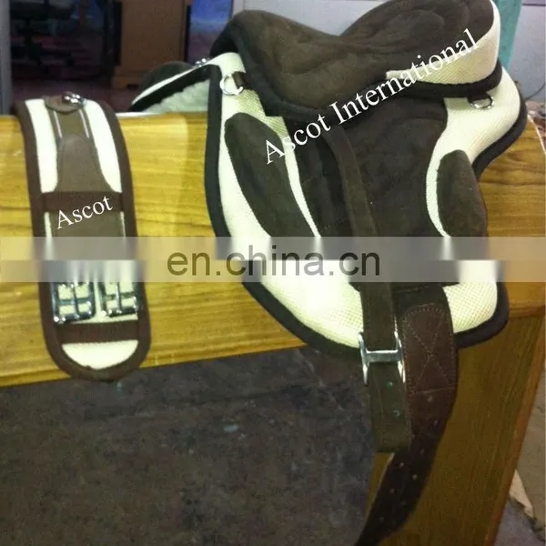 Synthetic All Purpose Treeless Saddle photo-2