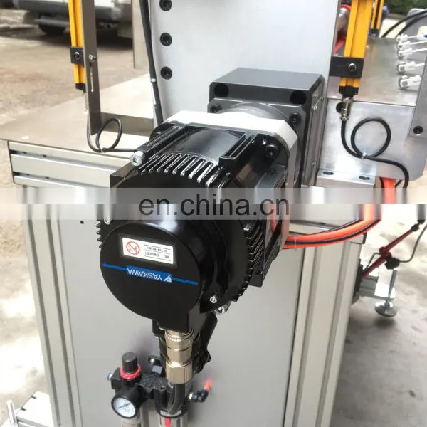 Computerized Industrial Roll To Sheet Cutting Machine Servo Motors photo-4