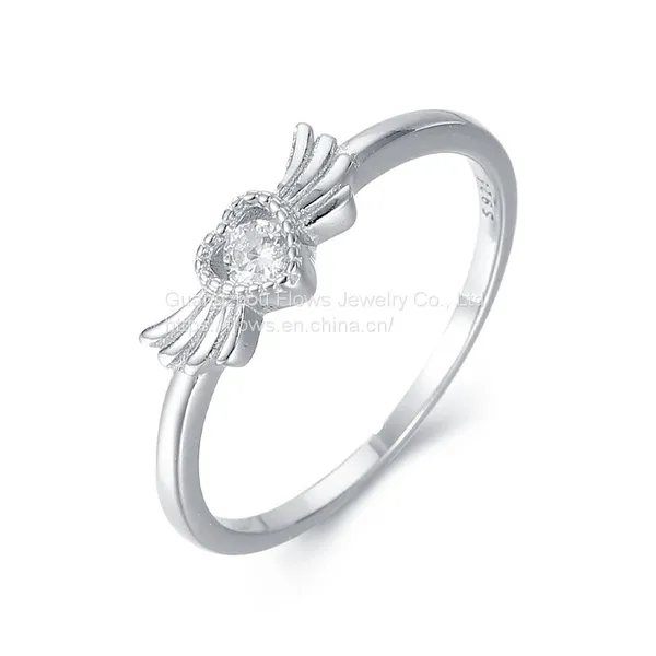 Серебряное кольцо из 925 пробы женское
