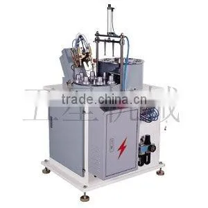 Badminton Equipment Glue-inserting Machine -02