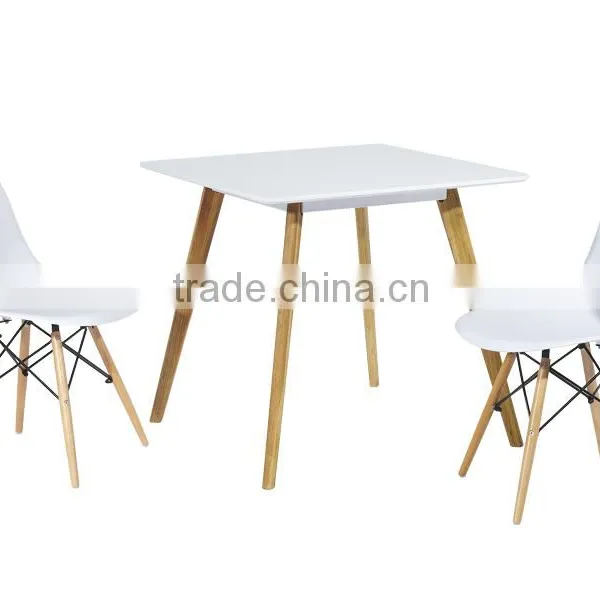 Plastic Seat With Soild Beech Wood Leg Dining Chairs