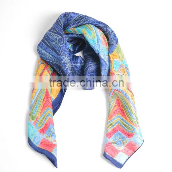 2016 OEM Print Silk Fashion Scarf for Lady photo-3