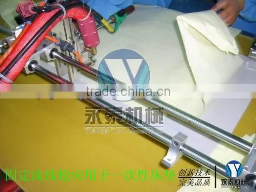 Disposable Operation Mattress Gluing Machine photo-3