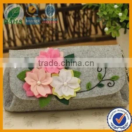 Wool Felt Laptop Bag photo-4
