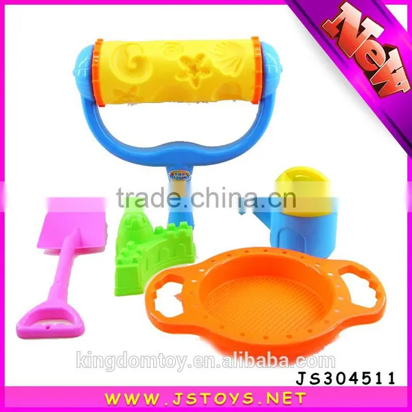 Plastic Beach Shovel photo-3