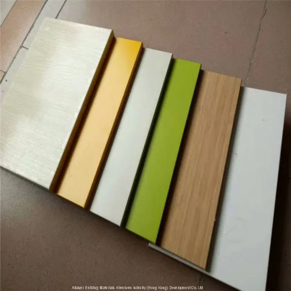 High Quality Wood Grain Aluminum Honeycomb Panel Manufacturer photo-5