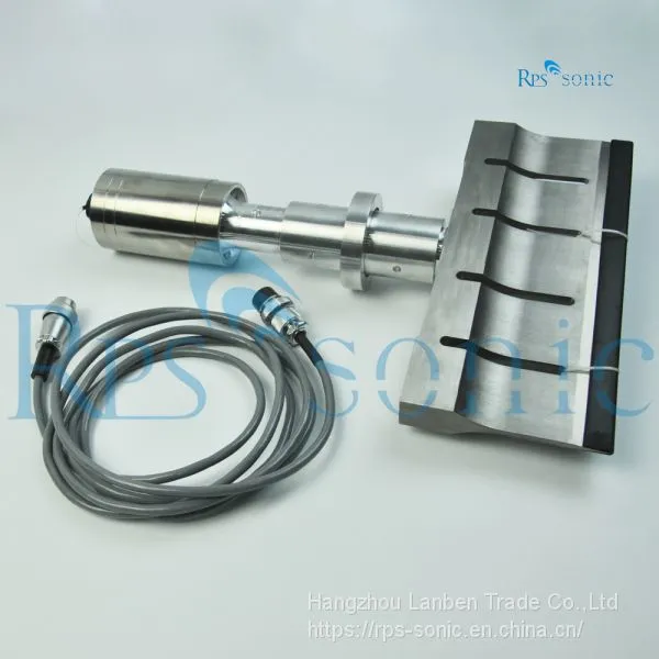 High Amplitude Rubber Tire Tread 20Khz Ultrasonic Cutting Equipment photo-3