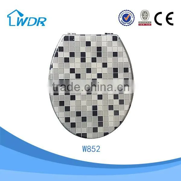 Sanitary Transparent Resin Shower Novelty Western Family Slow Drop Toilet Seat photo-5