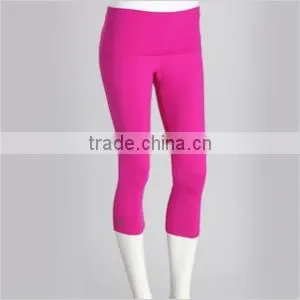 The Most Popular Women Yoga Pants, Made of Nylon/Spandex/SUPPLEX Fabric Capri Pants
