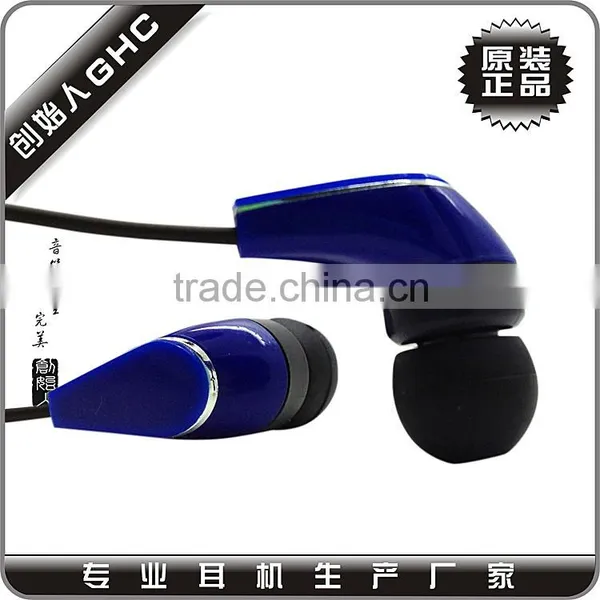 Braided Cable Earphone With Super Bass Sound Quality Free Samples Offered photo-4