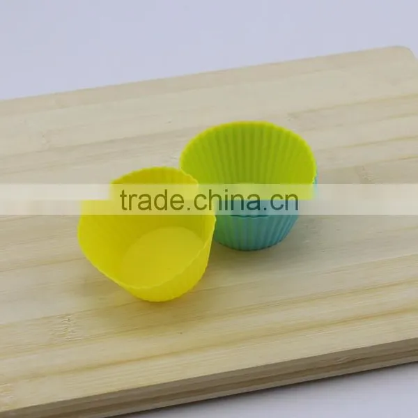 Yellow Fashion Design Silicone Cupcake Cups Mold photo-5