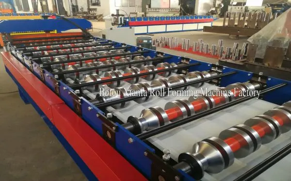 Special Thin Aluminium Roofing Tile Forming Machine photo-4