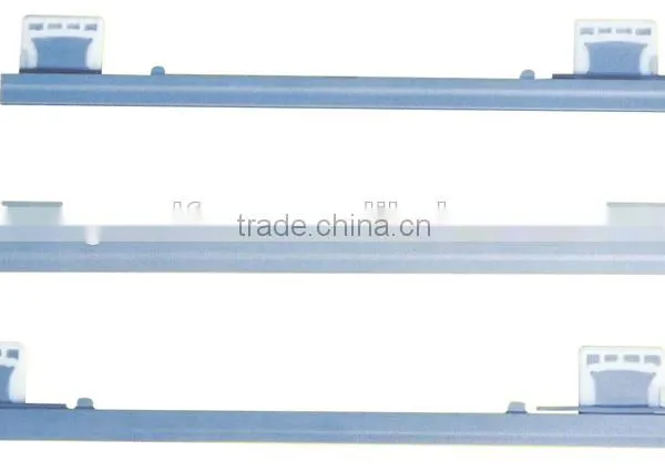 LATERAL FRAME SUPPORT FOR PROJECTILE LOOM