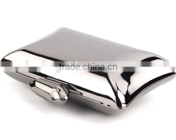 Women's Fashion Bag Unique Design Silver Metal Clutch Bag photo-4