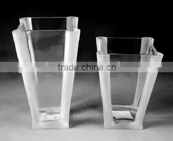 Creative Artistical Straight Clear High Quality Glass Vase for Decoration photo-3