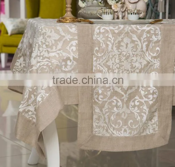 AIDA DECORATIVE TABLE RUNNER photo-2