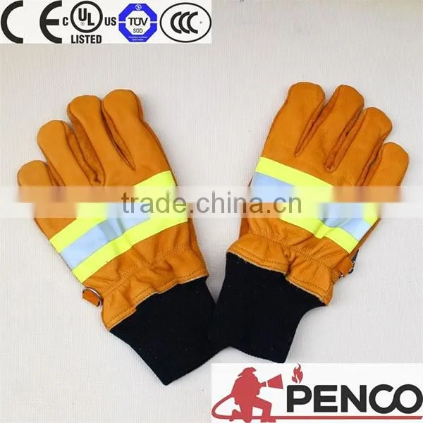 Cowhide Fire-retardant Cuffs Smooth Cold Traffic Control Wear-resistant Traffic Police Luminous Gloves photo-2