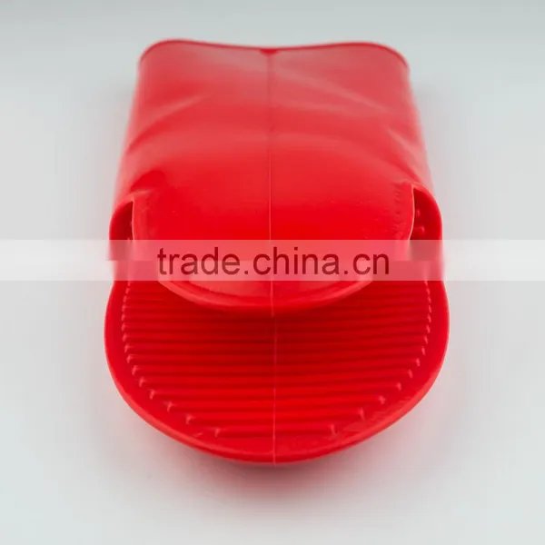 2017 Fashionable High Quality Eco-friendly Silicone Gloves photo-3