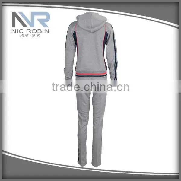 Wholesale Top Design Autumn Training Wear Set Women Summer Tracksuit photo-3
