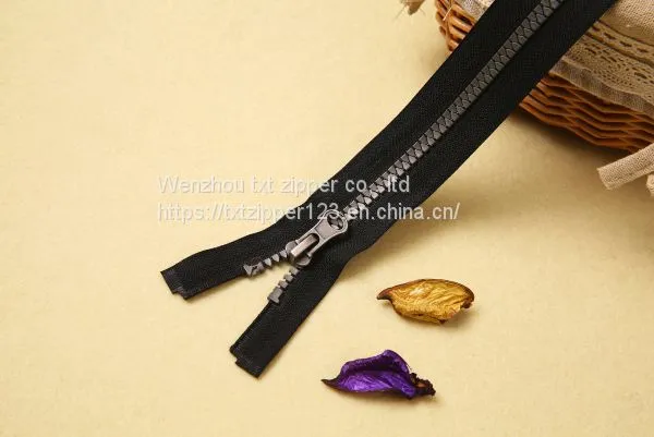 #3 #5 #8 #10 #15 #20 Plastic Zipper With Triangular Teeth Open End photo-4