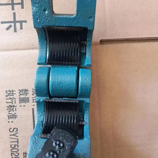 API 8C Wellhead Polished Rod Clamp With High Quality From Chinese Manufacturer photo-3