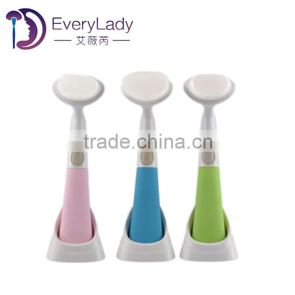 Electronic Sonic Face Brush Wash Face Cleaner Brush photo-4
