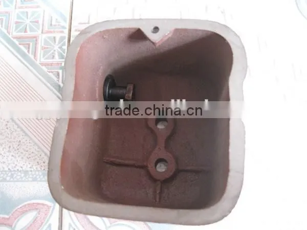 China Supplier Diesel Engine Parts Cylinder Head Cover for Tractor photo-2