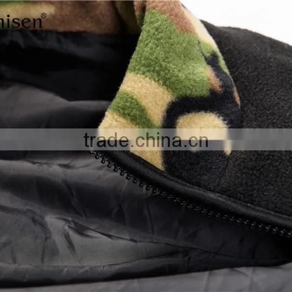 Wholesale Polar Fleece Camo Pattern Men Custom Vest photo-4