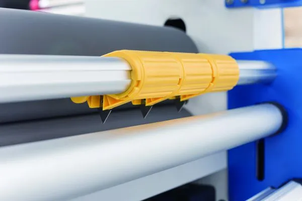 DMS-1700A Laminator 62 Inch Self-peeling Automatic Rolling Vinyl PP Sticker Laminating Machine photo-2