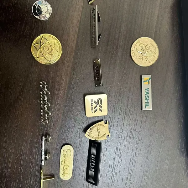 Quality Customized Metal Logo for Cloth, Jewelry, Hat, Bags, Glass Bottles Etc. photo-5