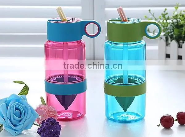 BPA Free Clear Infuser Lemon Plastic Fruit Drinking Water Bottle photo-4
