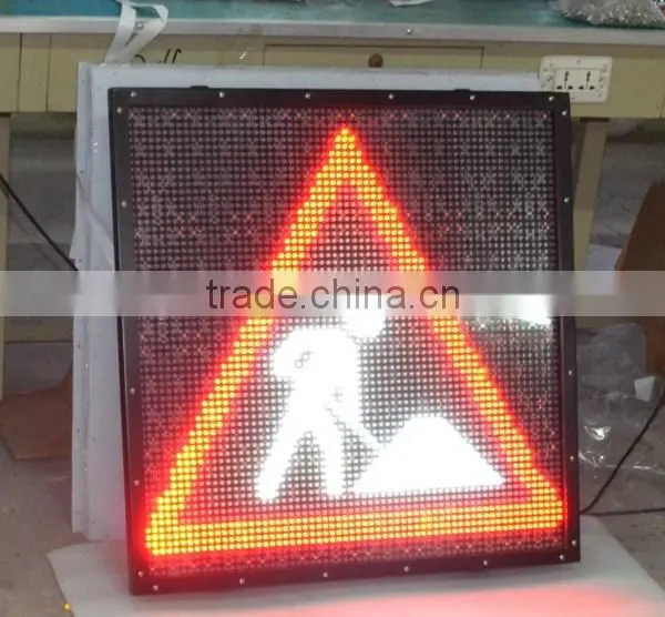 Color Variable Message Sign