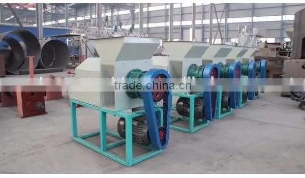 Low Price Palm Oil Press Machine for Small Scale Oil Plant photo-2