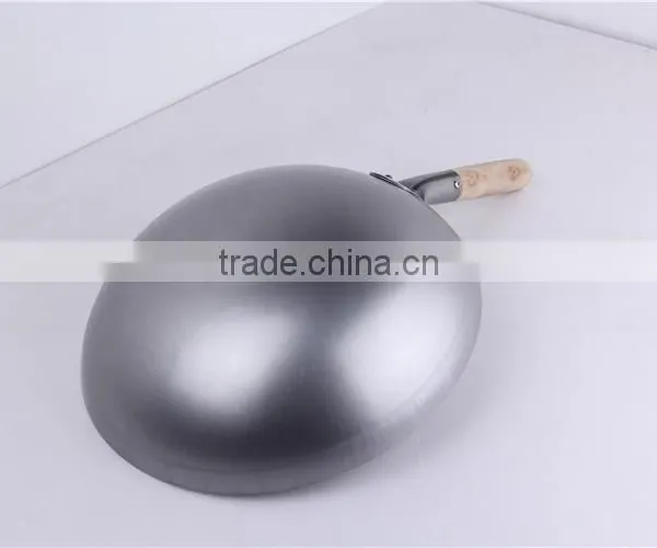 SGS Certificate Wooden Handle Carbon Steel Wok For Sale photo-3