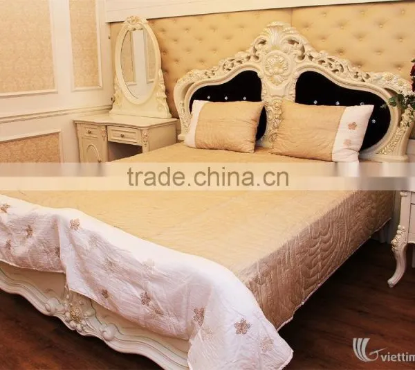 Hand Embroidered Blanket, 100% Vietnam Silk photo-2