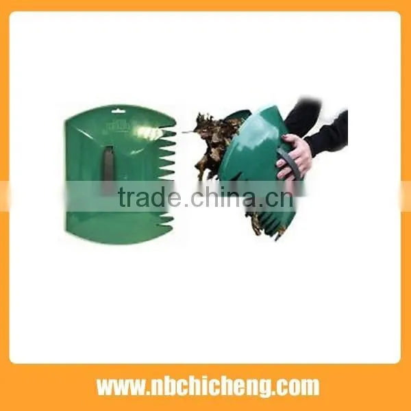 Plastic Leaf Scoop 2 Pack With Handle Lawn Claws Leaf Scoops photo-2