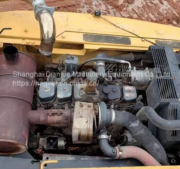 Cheap and Fine Used Komatsu PC220 Excavators for Sale photo-4