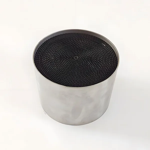 Universal New High Flow Metal Catalytic Converter for Automotive Exhaust EU 5/6 Compliant Three Way Catalyst photo-3
