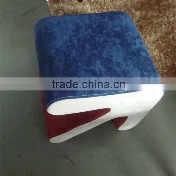 Y-1732 British Flag Upholstered Stool Union Jack Ottoman