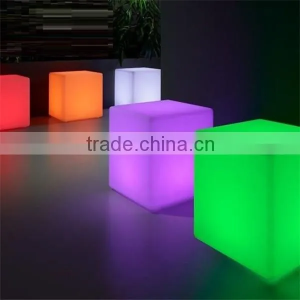 Illuminated LED Chairs Led Cube Chair for Party Outdoor Led Cube Chair photo-4